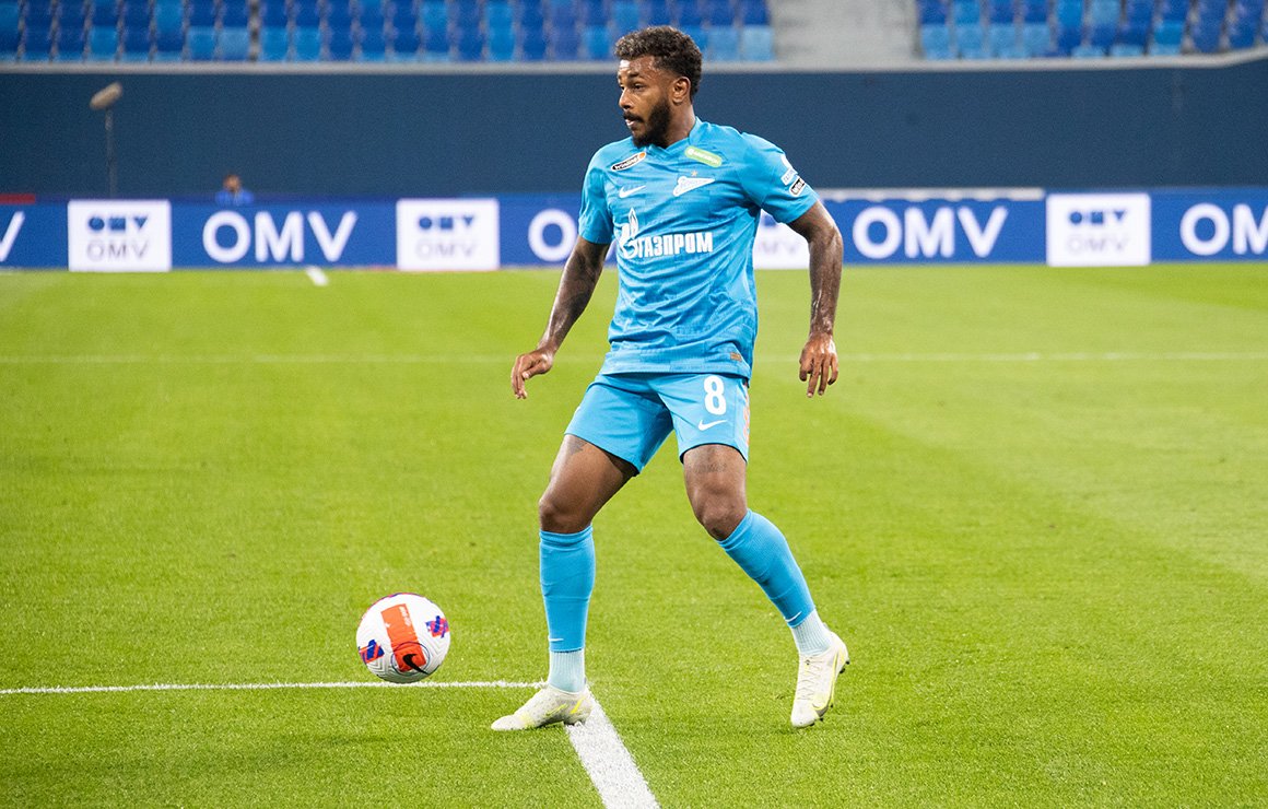 Полузащитник 