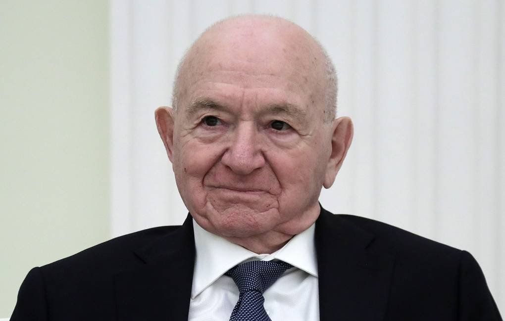 Симонян: давайте поздравим 