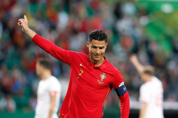 Португалия разгромила Швейцарию, Роналду оформил дубль