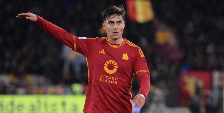 Гол и передача Дибалы помогли 