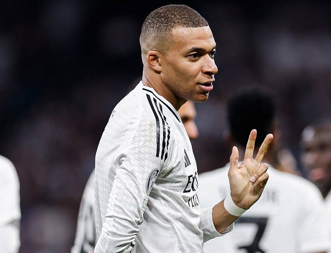 Хет-трик Мбаппе помог 