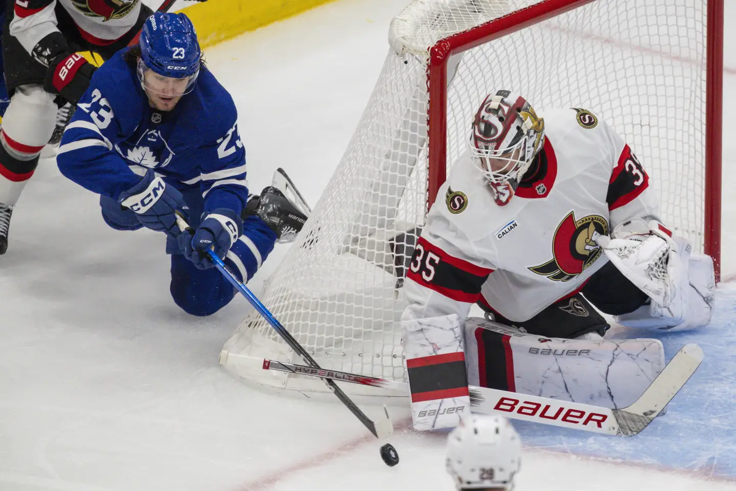 Оттава в овертайме уступила Торонто