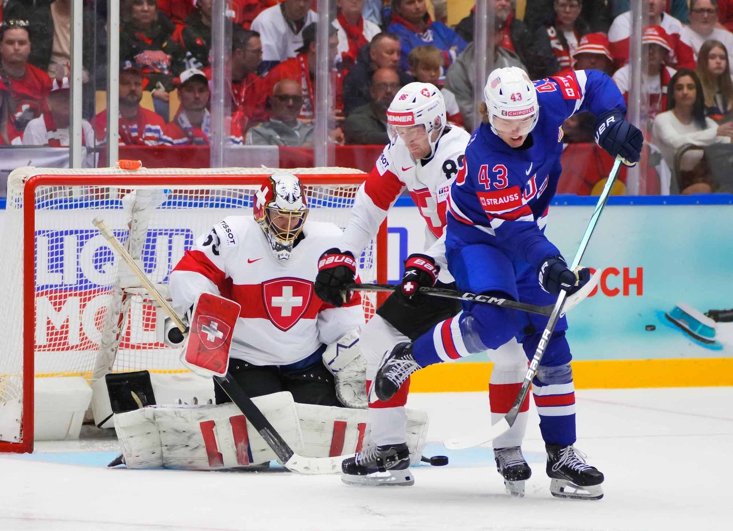 Швейцария всухую обыграла США