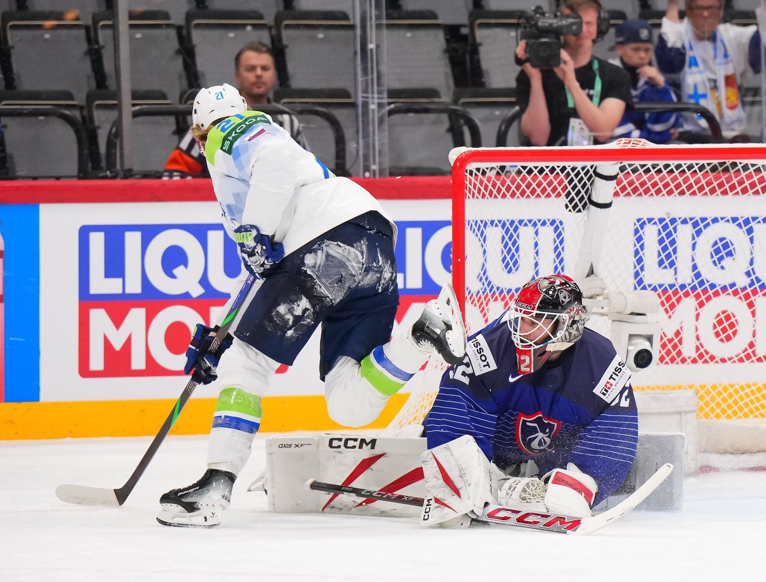 Франция проиграла Словении