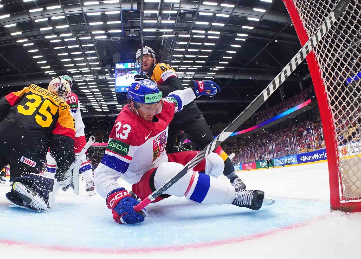 Германия всухую проиграла Чехии