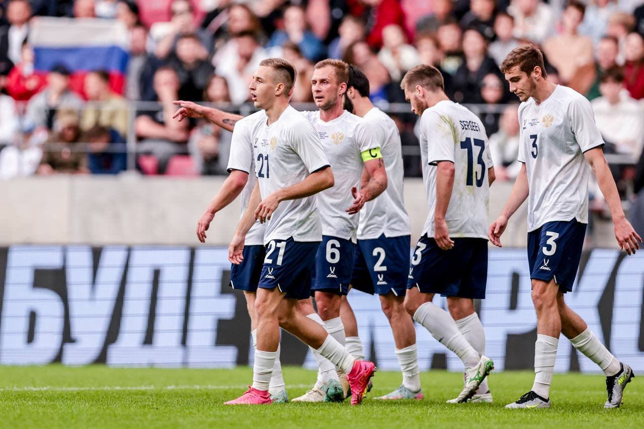 Покер Гладышева приносит сборной России крупную победу над сборной Беларуси