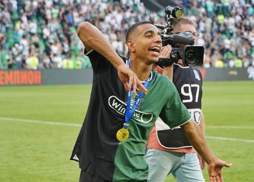 Виктор Са ведет переговоры об уходе из 