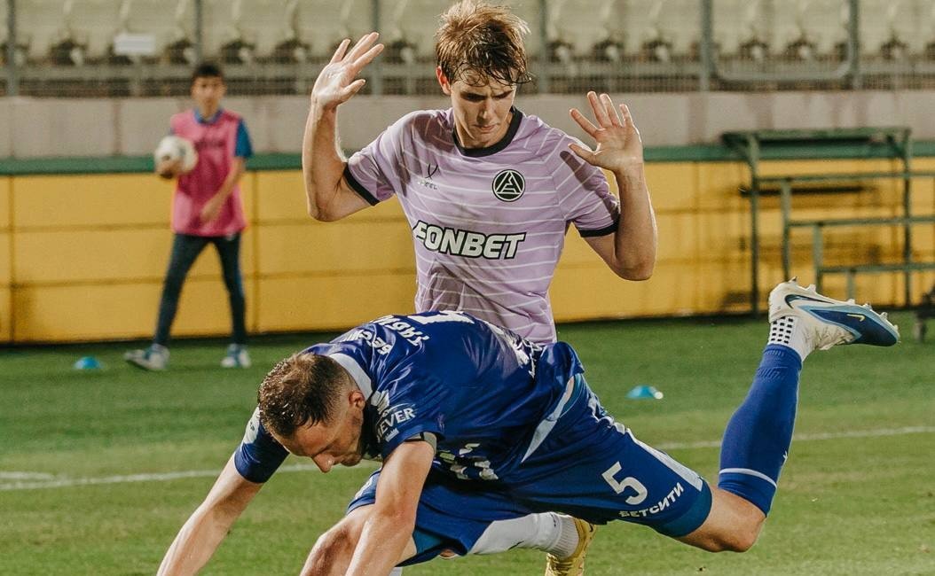 Голевой пас Дзюбы помог 