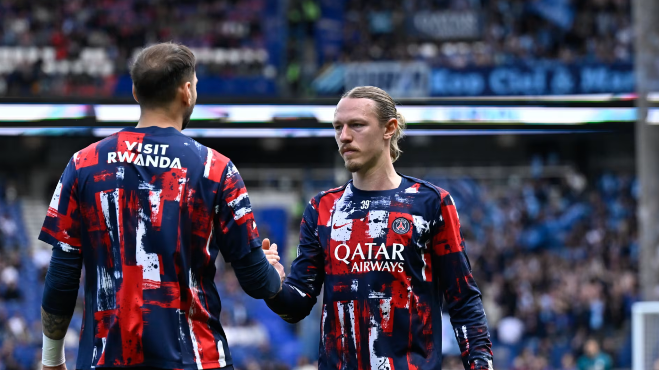 «ПСЖ» намерен избавиться от Сафонова до конца лета. Виной всему – украинский новичок клуба