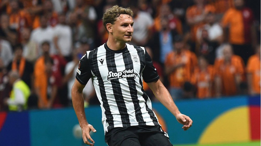 Чалов покинет ПАОК ради турецкой команды — источник