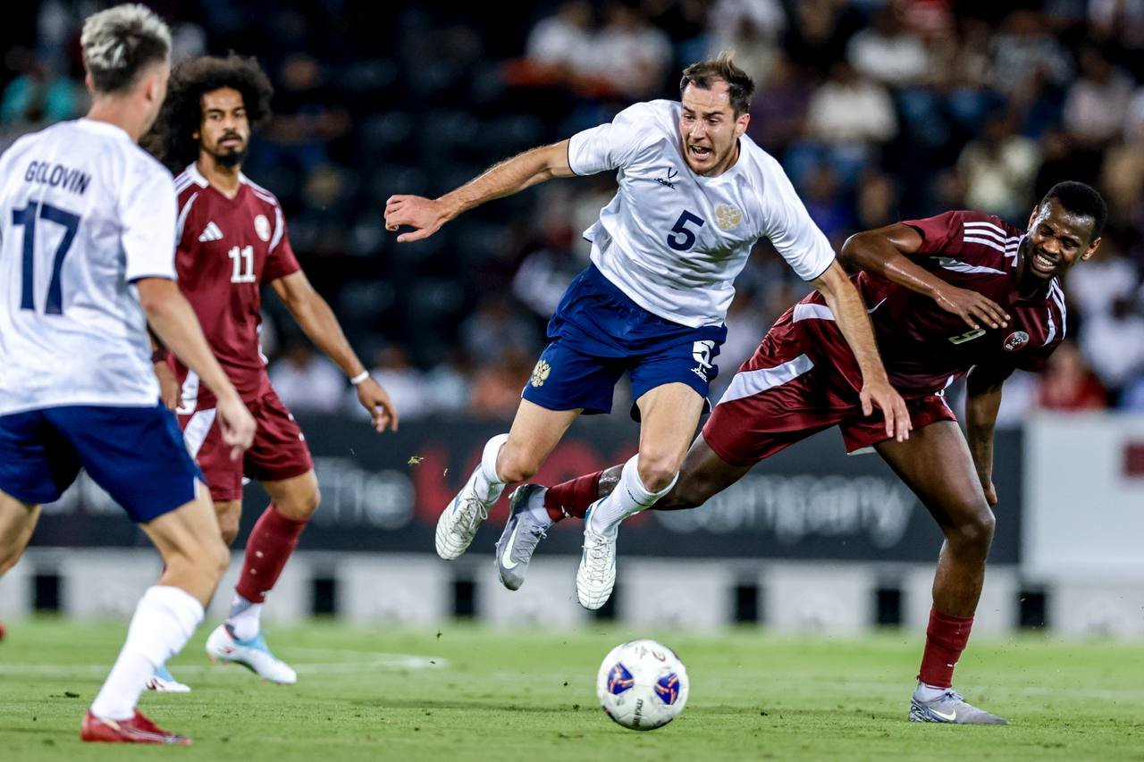 Сборная России одержала разгромную победу над Катаром