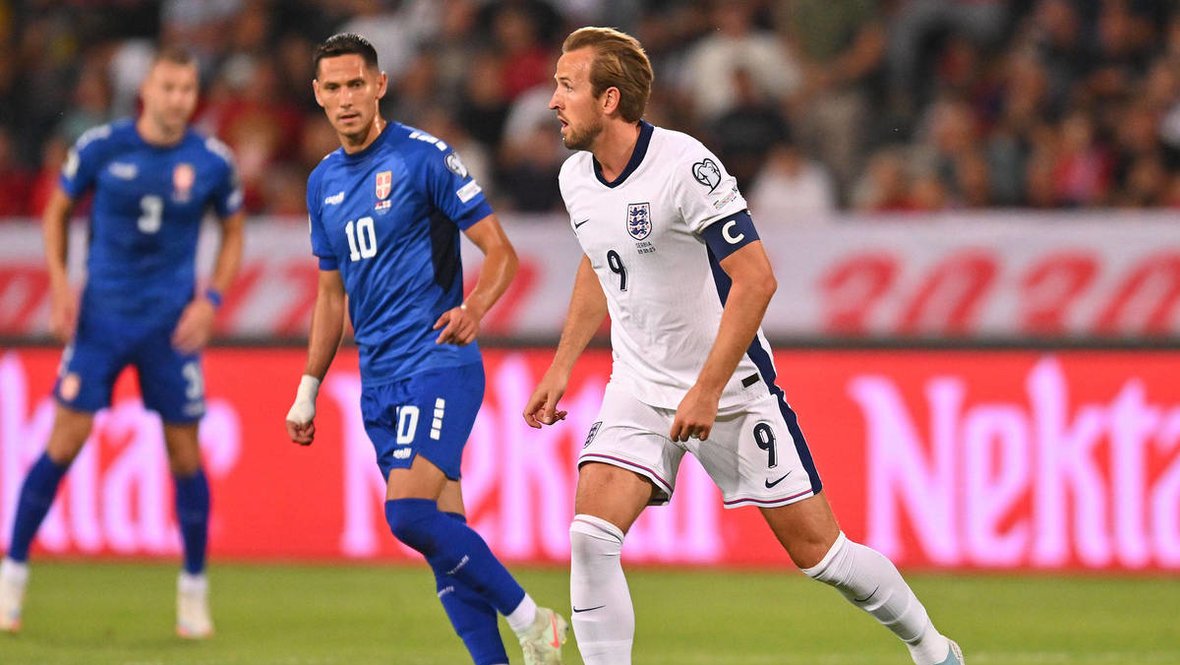 Сборная Сербии уступила Англии в отборочном матче ЧМ-2026