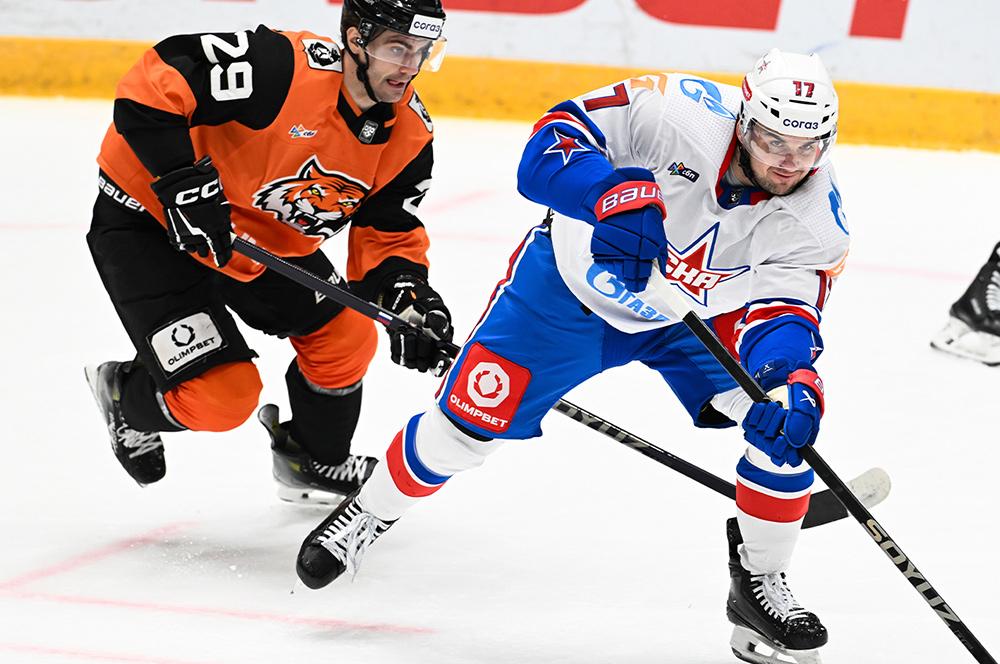 Амур в овертайме уступил СКА