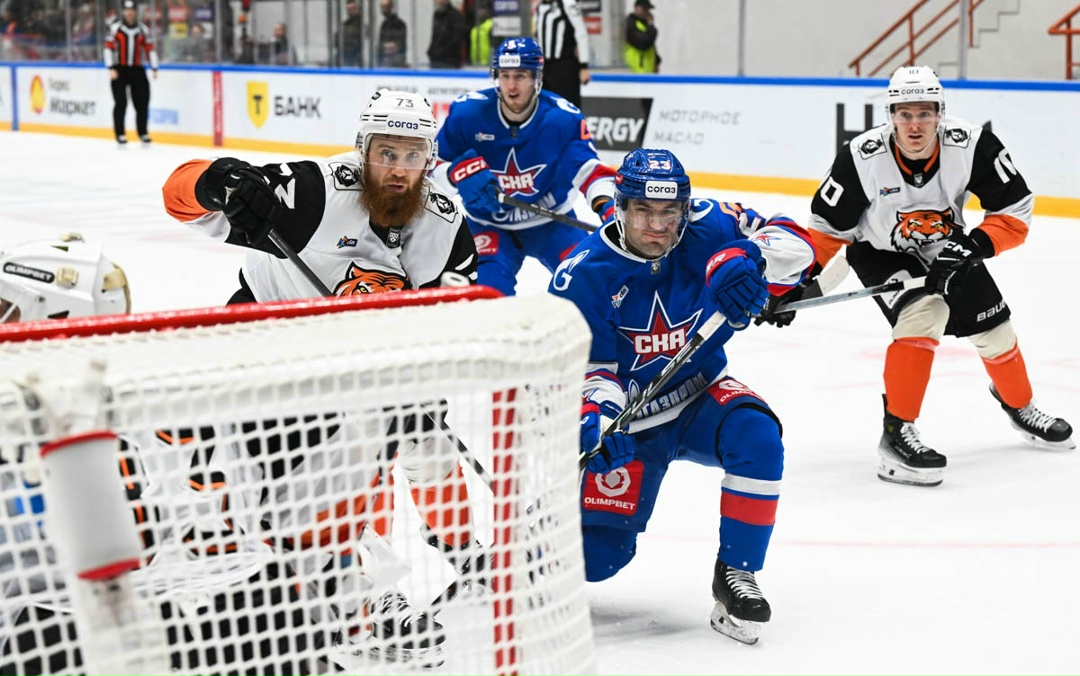 Амур в серии буллитов взял верх над СКА