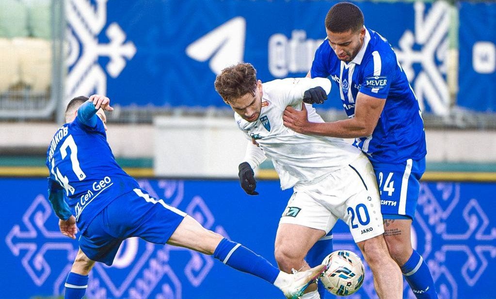 Пари НН впервые при Шпилевском одержал 2 победы подряд,  выиграв в большинстве у Динамо Мх