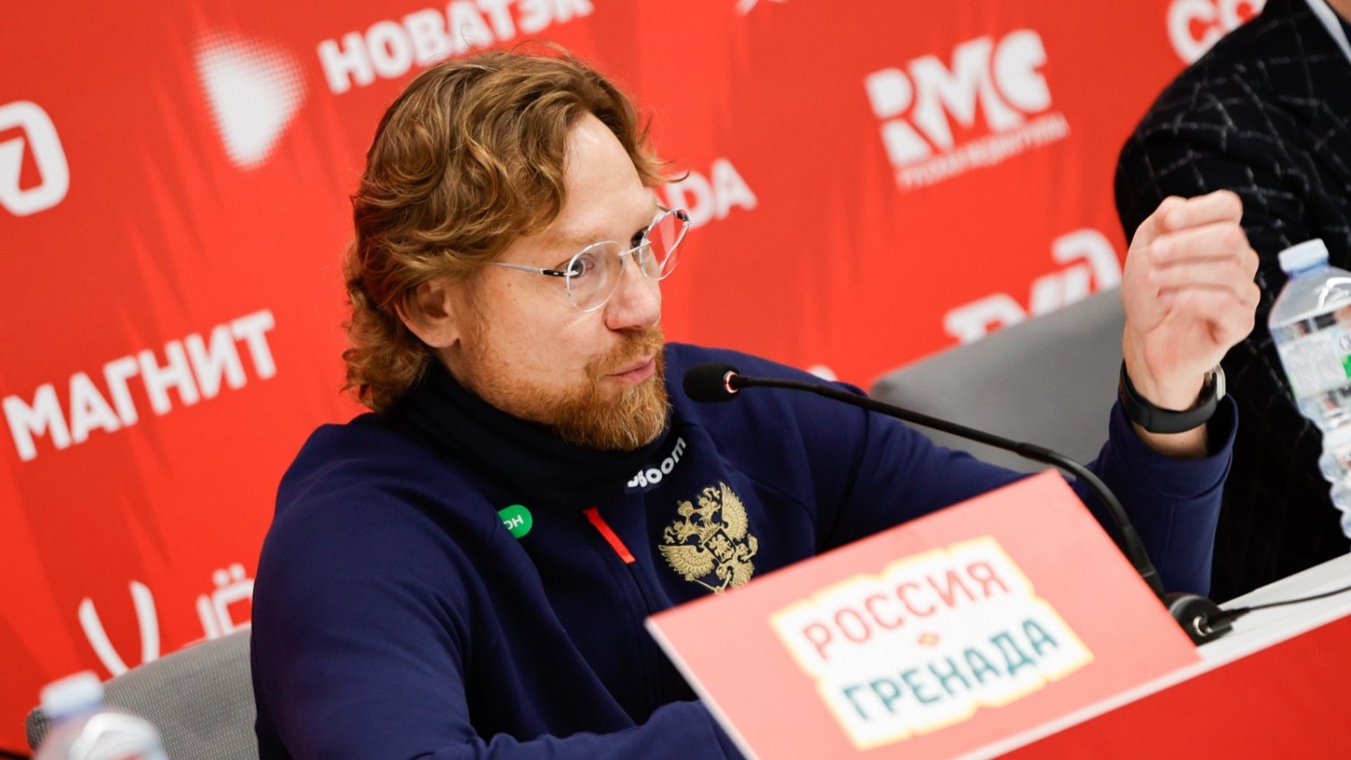 Карпин - о матче с Замбией: Дзюба может уехать, у нас четыре нападающих вызваны